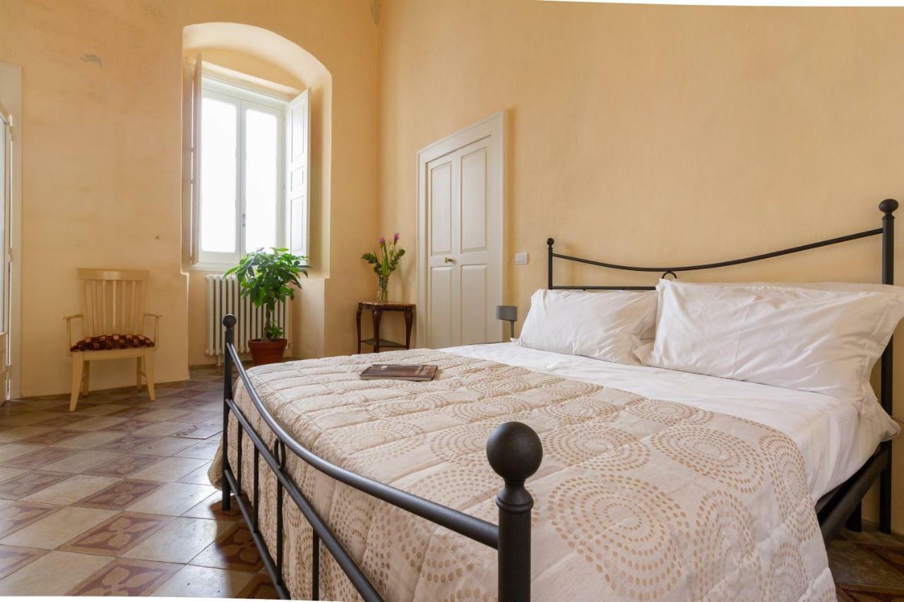 Palazzo Cariddi Bed & Breakfast Nardò Eksteriør bilde