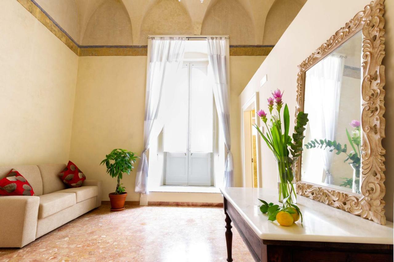 Palazzo Cariddi Bed & Breakfast Nardò Eksteriør bilde